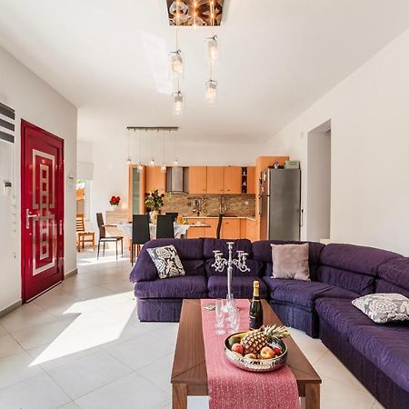 Villa Stymfalia - Luxury Mansion With Private Pool Karteri  Buitenkant foto