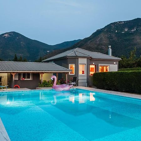 Villa Stymfalia - Luxury Mansion With Private Pool Karteri  Buitenkant foto