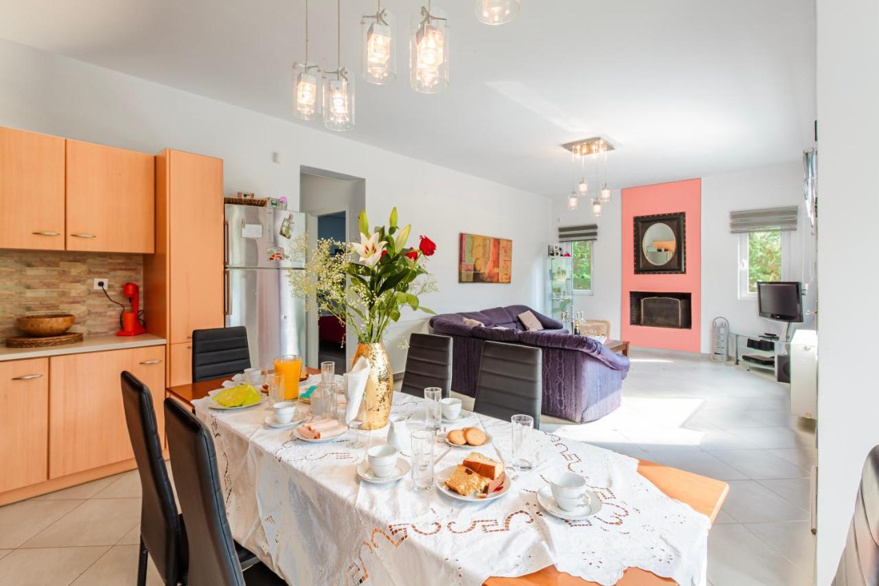 Villa Stymfalia - Luxury Mansion With Private Pool Karteri  Buitenkant foto