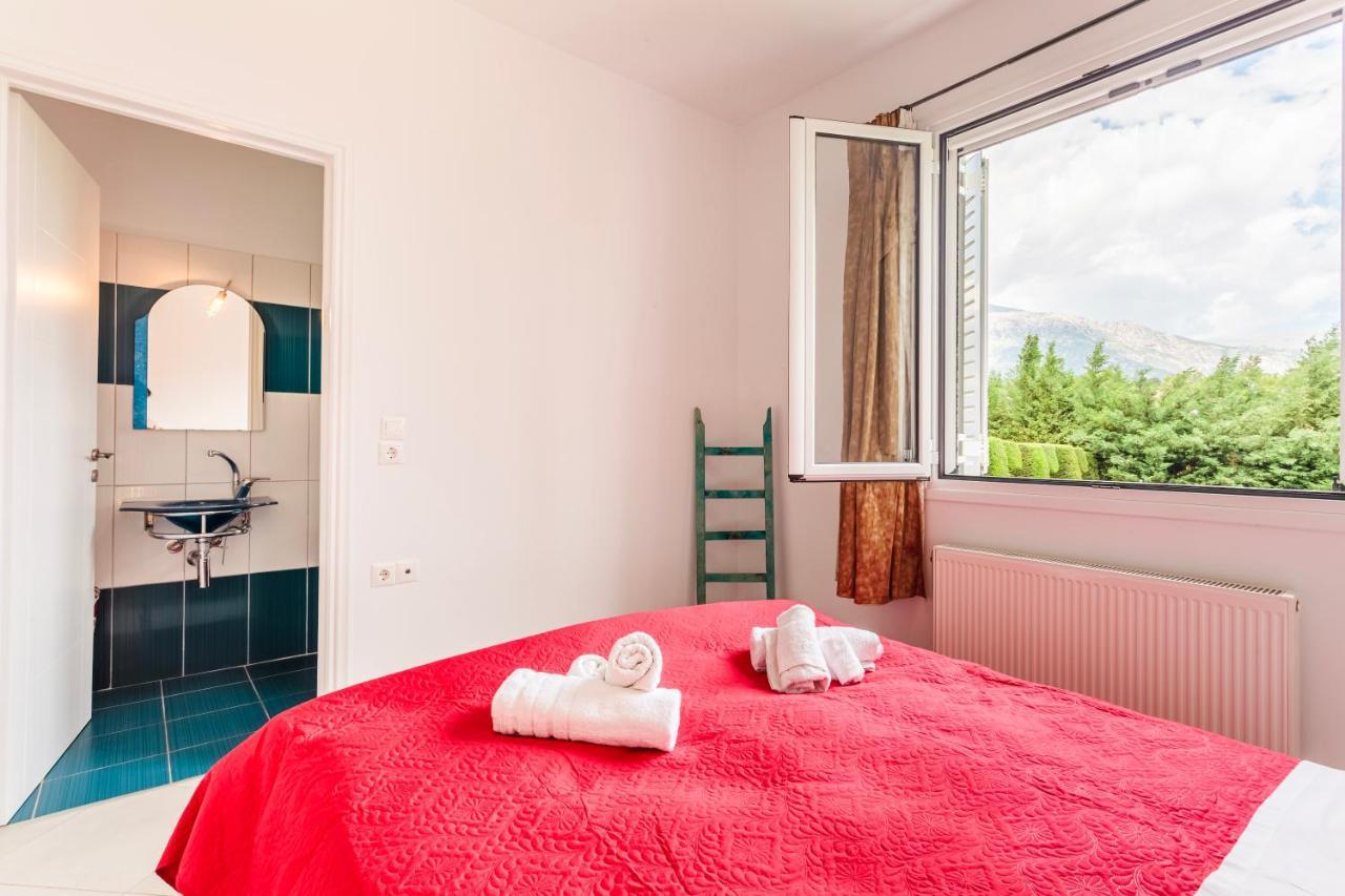 Villa Stymfalia - Luxury Mansion With Private Pool Karteri  Buitenkant foto