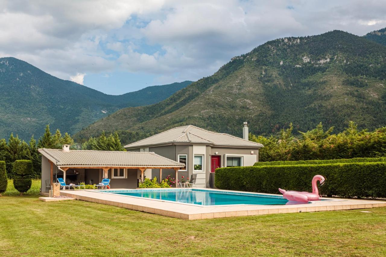 Villa Stymfalia - Luxury Mansion With Private Pool Karteri  Buitenkant foto