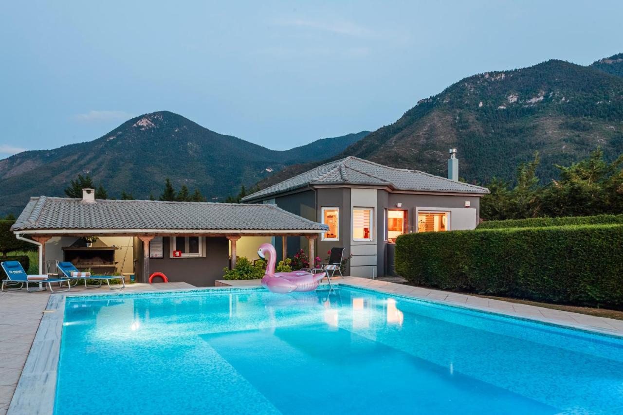 Villa Stymfalia - Luxury Mansion With Private Pool Karteri  Buitenkant foto