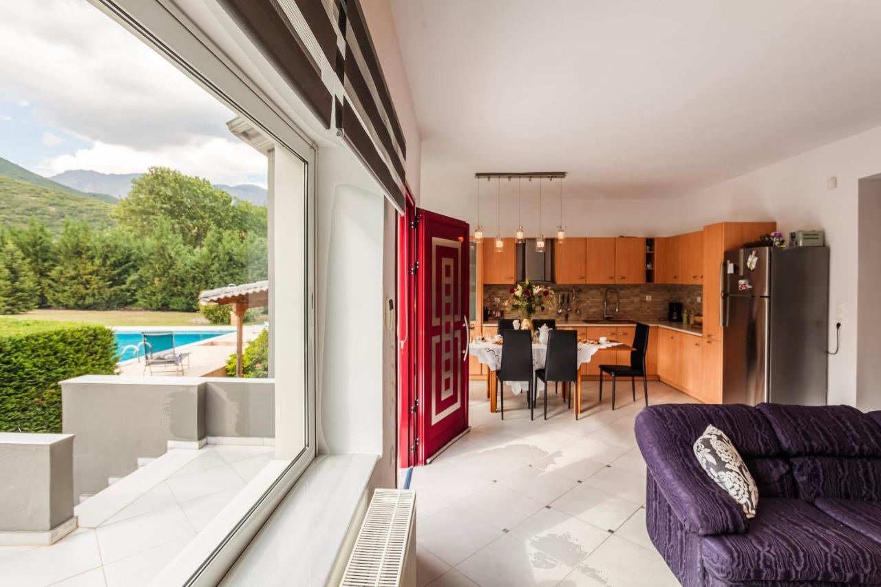 Villa Stymfalia - Luxury Mansion With Private Pool Karteri  Buitenkant foto