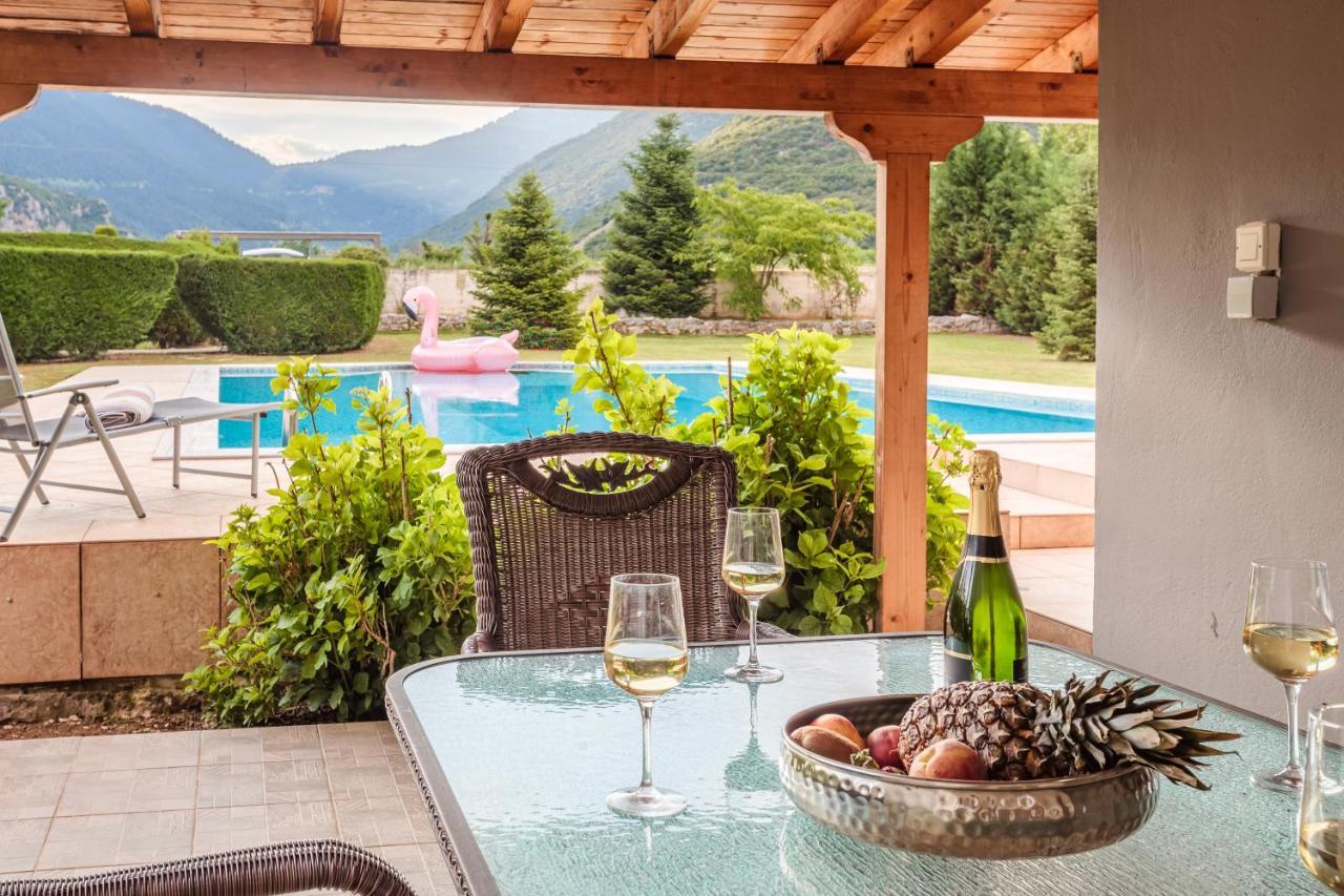 Villa Stymfalia - Luxury Mansion With Private Pool Karteri  Buitenkant foto
