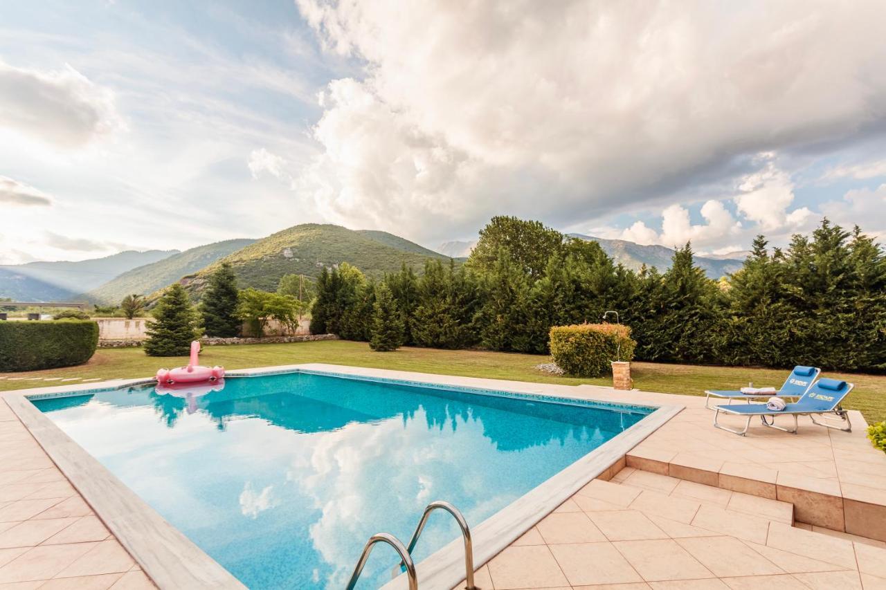 Villa Stymfalia - Luxury Mansion With Private Pool Karteri  Buitenkant foto
